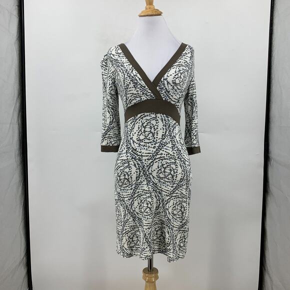Athleta Geometric Dress Womens S Small Quarter Sleeve Surplice Neck Stretch Fit - Picture 2 of 10